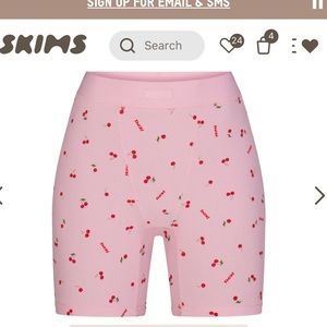 SKIMS ‘Cherry Blossom’ Soft Lounge Boxer